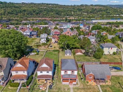 11 Knox Ave., House other with 3 bedrooms, 1 bathrooms and 2 parking in Monessen PA | Image 3