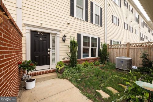 610 Marina Landing Ln, WOODBRIDGE, VA, 22191-5489 | Card Image
