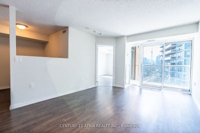 1603 - 125 Western Battery Rd, Condo with 1 bedrooms, 2 bathrooms and 1 parking in Toronto ON | Image 2