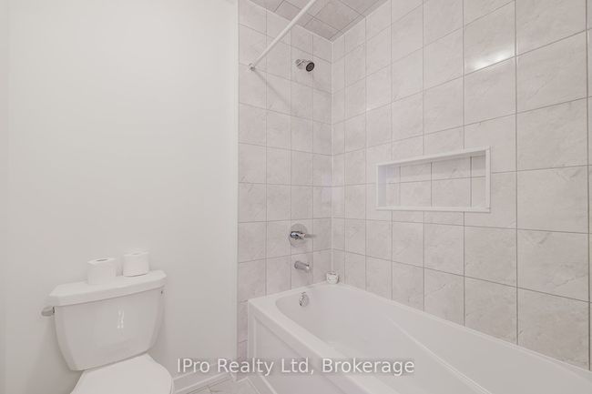 11 Moss Dr, House other with 4 bedrooms, 3 bathrooms and 1 parking in Cambridge ON | Image 12
