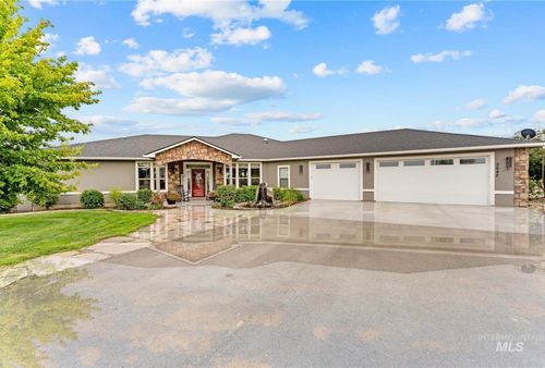 3942 Vista Ridge Ln, New Plymouth, ID, 83655-5067 | Card Image