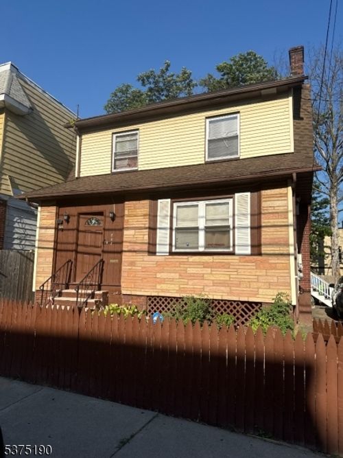 232 Alexander St, Newark, NJ, 07106-2620 | Card Image