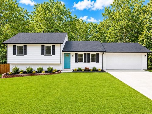 1018 Wayne Dr, Snellville, GA, 30078-2022 | Card Image