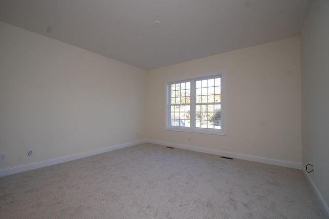 2D - 18 Sheffield St, Condo with 2 bedrooms, 3 bathrooms and null parking in Hudson NH | Image 7
