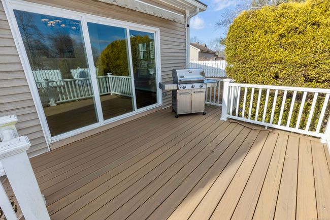 94 Waldron Dr, Home with 6 bedrooms, 6 bathrooms and 5 parking in Westbrook CT | Image 28