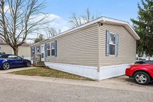 unit-338-2762 Regina St Sw, Wyoming, MI, 49519-6307 | Card Image