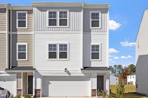 3022 Castle Loch Ln, Durham, NC, 27703-7046 | Card Image