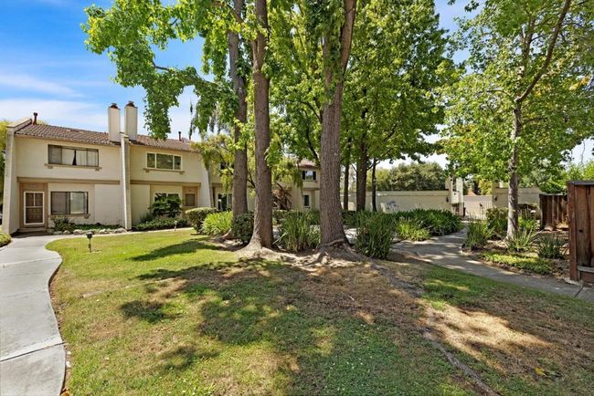 38652 Aurora Ter, Condo with 2 bedrooms, 2 bathrooms and 1 parking in Fremont CA | Image 29