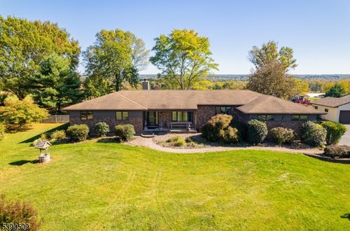 86 Old York Rd, Ringoes, NJ, 08551-1309 | Card Image