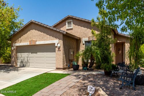 2700 E Hulet Dr, Chandler, AZ, 85225-4011 | Card Image