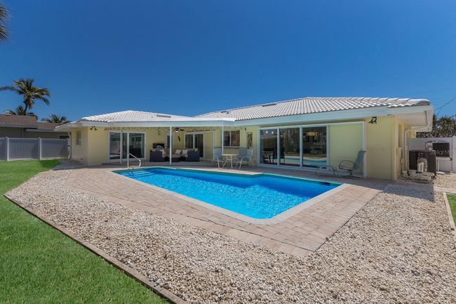508 70 Th St, House other with 3 bedrooms, 2 bathrooms and null parking in HOLMES BEACH FL | Image 31