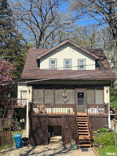 111 Dewhurst St, Savanna, IL, 61074-2008 | Card Image