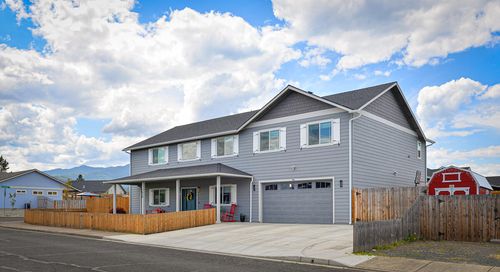 1029 Brandon Way, Phoenix, OR, 97535-9778 | Card Image