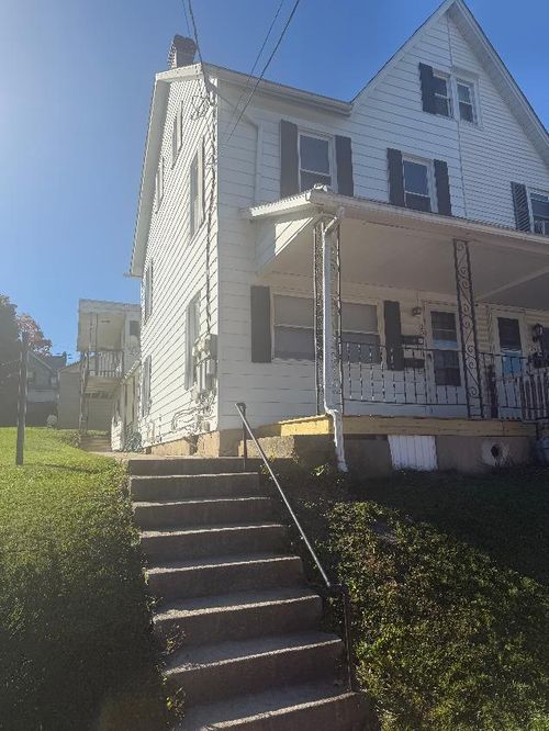 1st-floor-250 S Front, Coplay Boro, PA, 18037 | Card Image