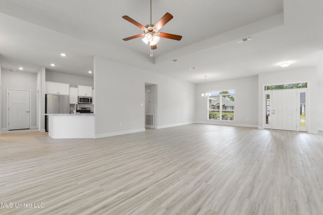 LivingRoom | Image 14