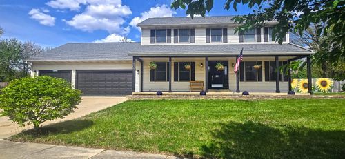 908 Edgewood Dr, Mahomet, IL, 61853-8988 | Card Image