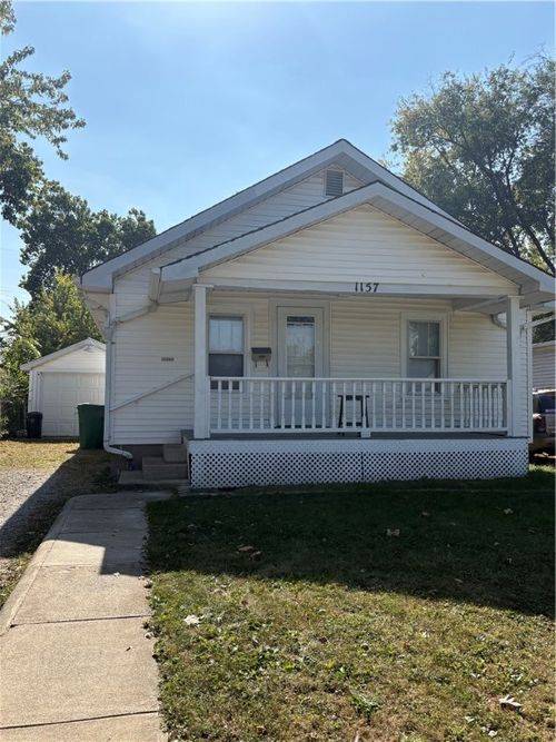 1157 E Curtis Ave, Decatur, IL, 62526-4808 | Card Image