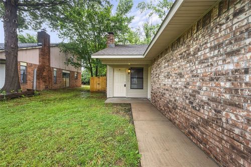 507 N 37th St, Rogers, AR, 72756-1703 | Card Image