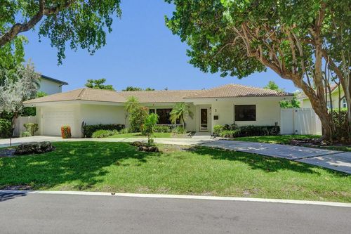 5 Gatehouse Rd, Sea Ranch Lakes, FL, 33308-2906 | Card Image