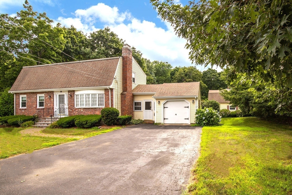 Ames St, Dedham, MA 02026