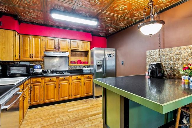 Kitchen | Image 6