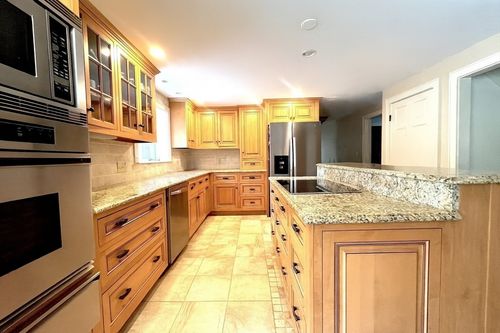 170 Saddle Hill Rd, Hopkinton, MA, 01748-1186 | Card Image