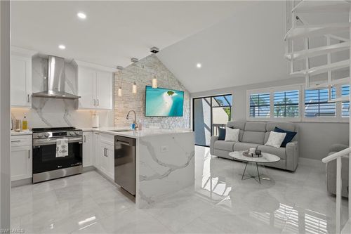 apt-203-8765 Lateen Ln, FORT MYERS, FL, 33919-6981 | Card Image