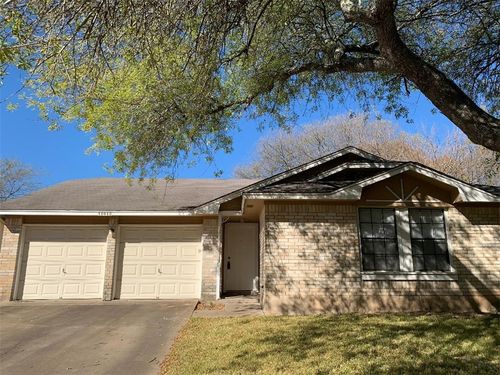 11612 Hidden Quail Dr, Austin, TX, 78758-3663 | Card Image