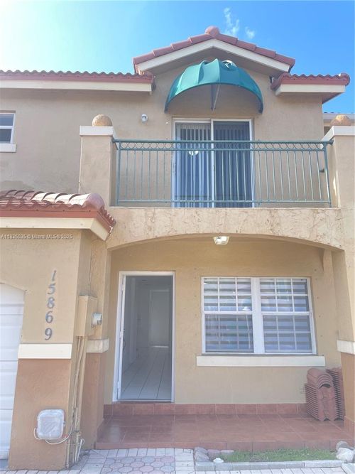 15869 Sw 70th Ter, Miami, FL, 33193-3463 | Card Image