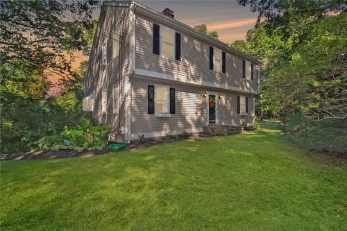 60 Tower Hill Rd, Tiverton, RI, 02878-3843 | Card Image