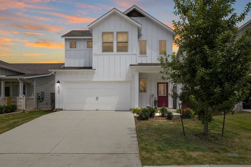 6205 Dumfries Ln, Austin, TX, 78744-4730 | Card Image