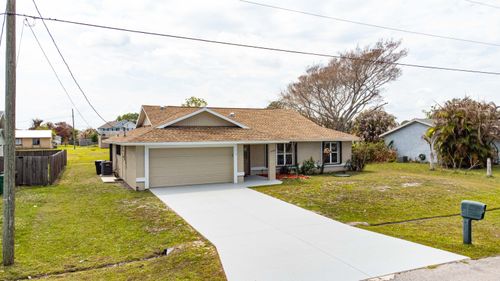 2456 Se Trail Ave, Port St. Lucie, FL, 34952-6866 | Card Image