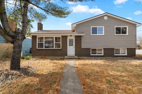 2 Delmac Crt, Dartmouth, NS, B2X2T8 | Card Image