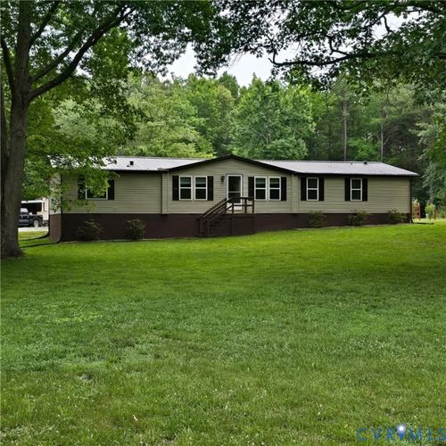 4535 Old Shore Rd, Blackstone, VA, 23824-3716 | Card Image
