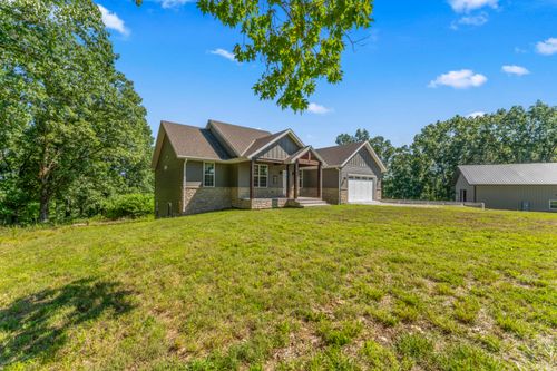 368 Regal Heights Ln, Galena, MO, 65656-7550 | Card Image
