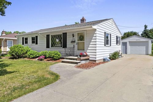 1613 Jay Lane, GREEN BAY, WI, 54304 | Card Image