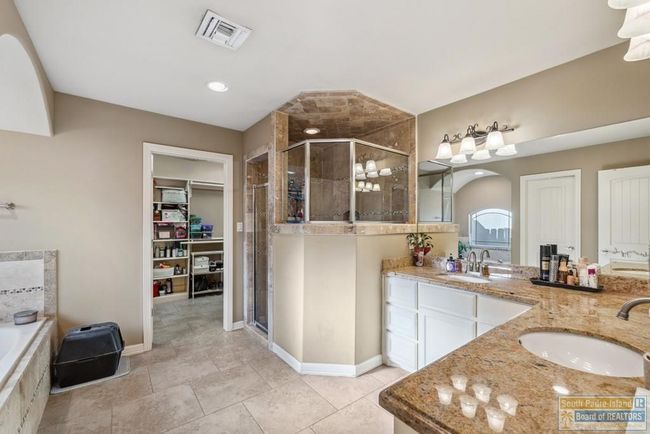 1510 Karis Ct, House other with 4 bedrooms, 3 bathrooms and 2 parking in Harlingen TX | Image 15