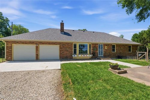 24103 E 323rd St, Harrisonville, MO, 64701-7393 | Card Image