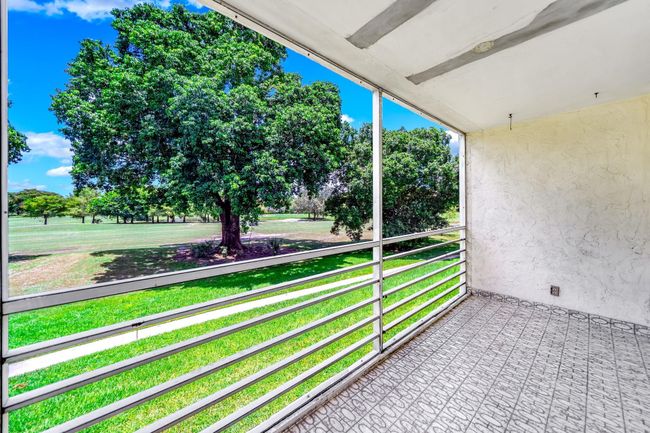 APT-208M - 8320 Sands Point Blvd, Condo with 2 bedrooms, 2 bathrooms and null parking in Tamarac FL | Image 4