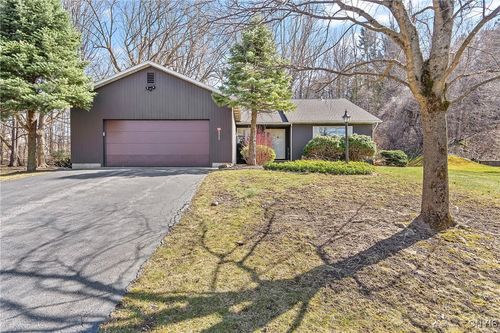 5315 Poster Ln, Fayetteville, NY, 13066-1601 | Card Image