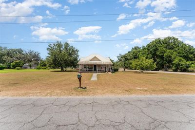 313 3 Rd Street Ne, House other with 3 bedrooms, 2 bathrooms and null parking in Fort Meade FL | Image 2