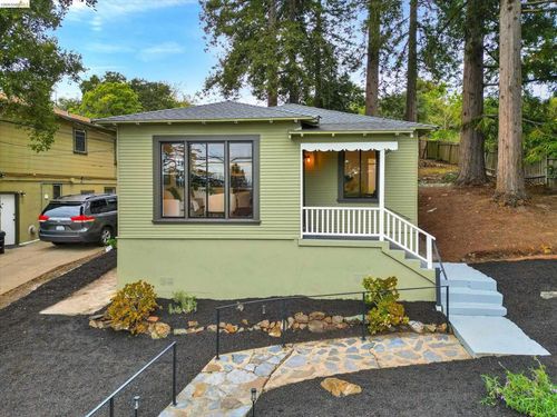 7603 7603 Terrace Dr, El Cerrito, CA, 94530 | Card Image
