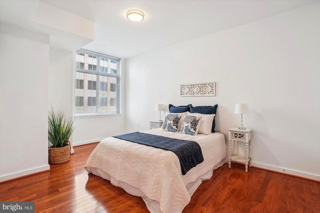 UNIT-805 - 11990 Market St, Condo with 3 bedrooms, 2 bathrooms and null parking in RESTON VA | Image 25