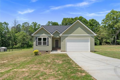 408 Burrell St, Pendleton, SC, 29670-1645 | Card Image