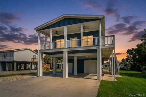 11303 W Fort Island Trl, Crystal River, FL, 34429-5265 | Card Image