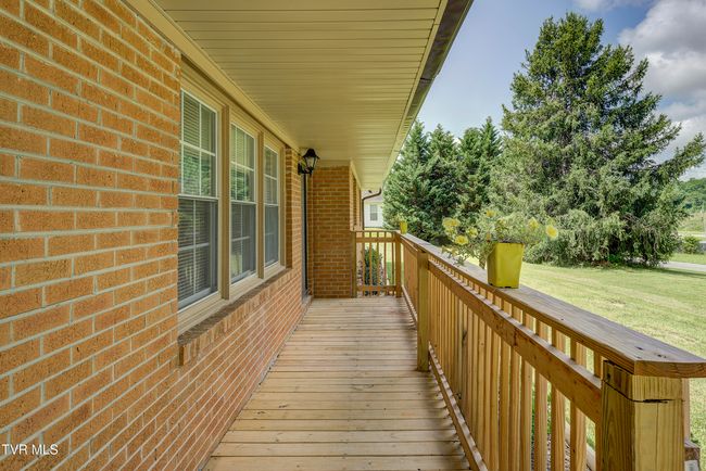 118 Hilbert Cir, House other with 3 bedrooms, 2 bathrooms and null parking in Jonesborough TN | Image 36