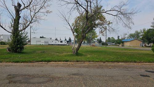 5010 52 St, Castor, AB, T0C0X0 | Card Image