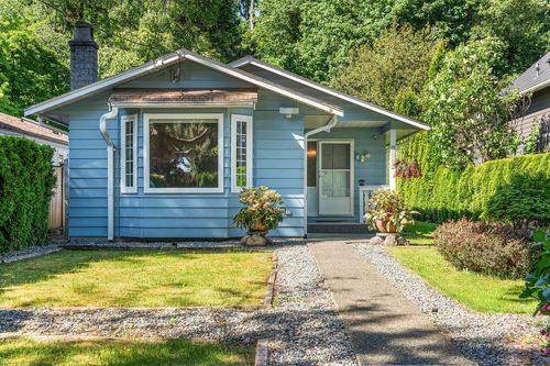 1440 Hope Rd, North Vancouver, BC, V7P1W8 | Card Image