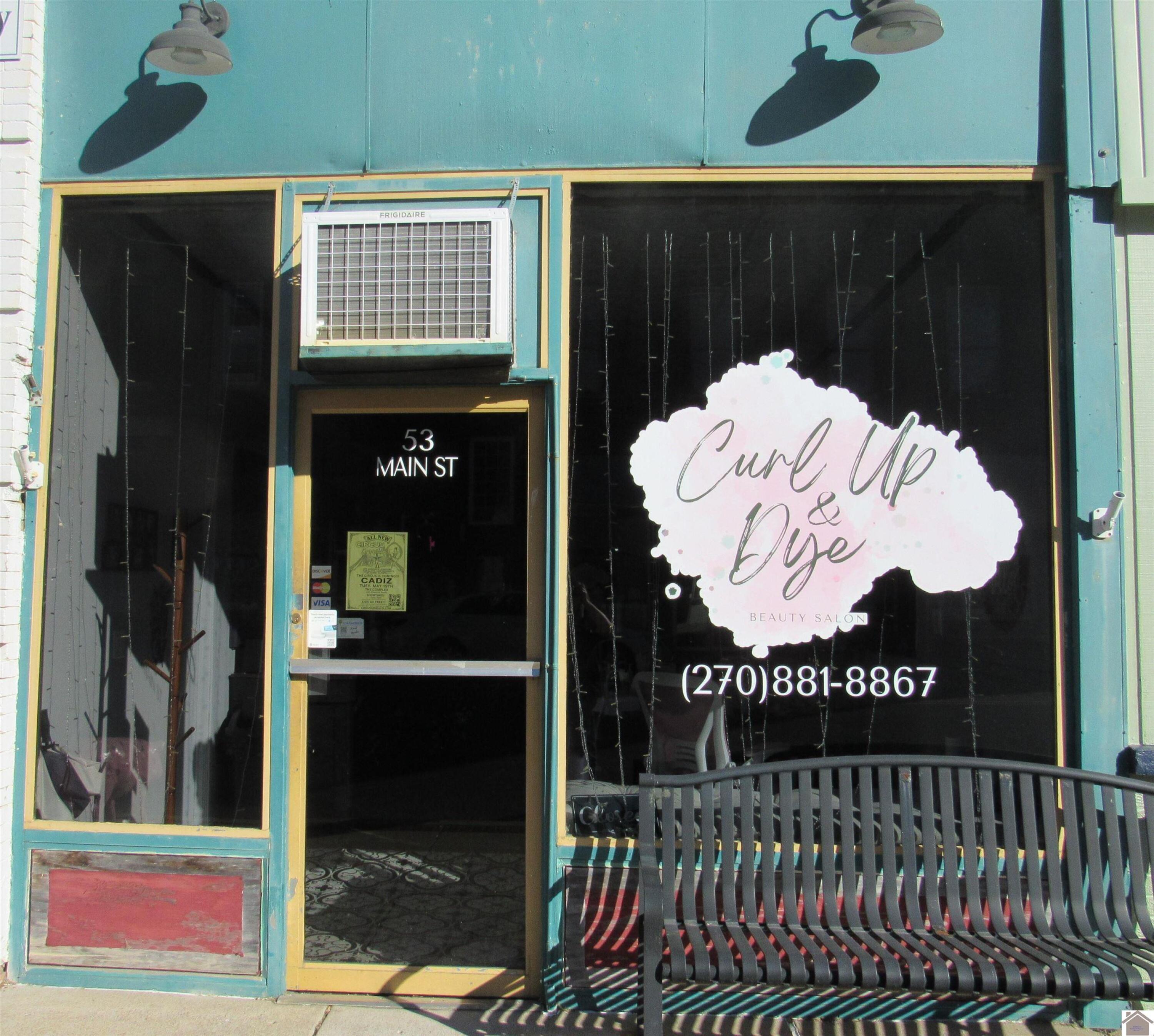 53 Main St, Cadiz, KY 42211
