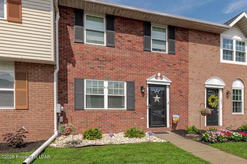 109 Aster Ct, Exeter, PA, 18643-1156 | Card Image